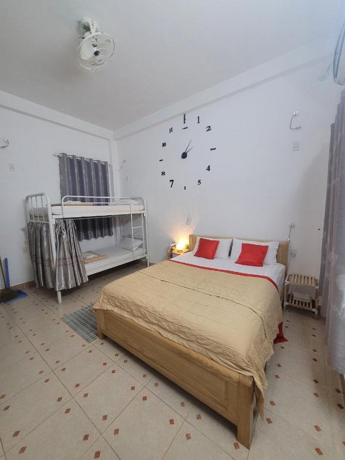 胡志明市 Saigon Cozy House & Coffee旅舍 外观 照片